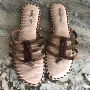 MINNETONKA SANDALS